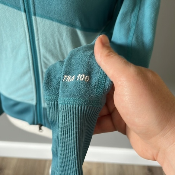 The North Face TKA 100 Blue Zip Up Fleece - Picture 4 of 9